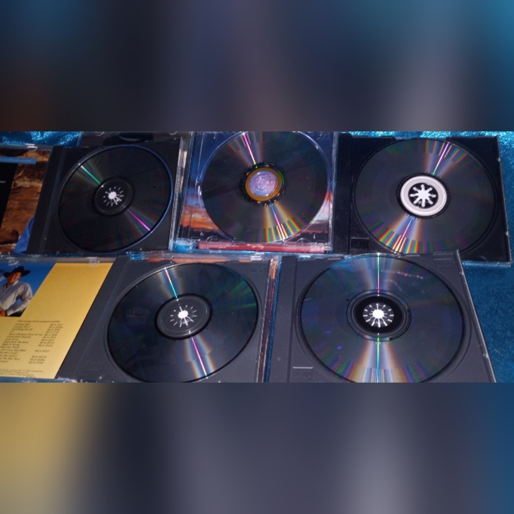 5 George Strait Cds - Picture 5 of 11